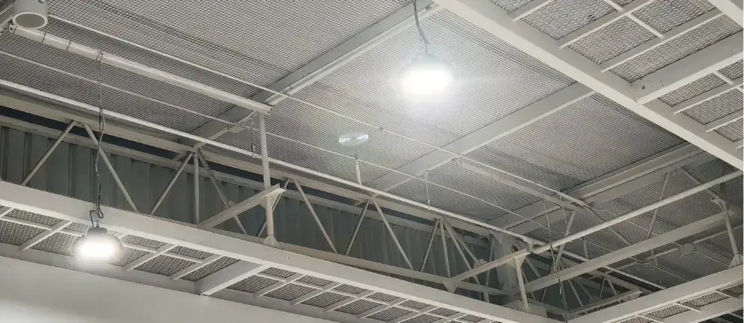 High Bay Armatür Nedir? Fabrika Aydınlatma Rehberi