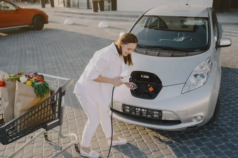 Ev Tipi Elektrikli Araç Şarj İstasyonu Kurulum Maliyeti ve Fiyat Rehberi (2025)