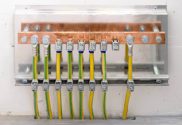 Topraklama Nedir, Nasıl Yapılır ve Neden Hayati Önem Taşır? (Kapsamlı Elektrik Güvenliği Rehberi)