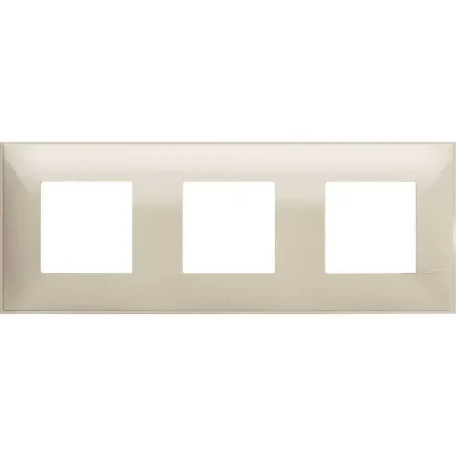 Bticino R4802M3CR Classia Polimer Plastik 2x3 2m Krem Çerçeve - 1