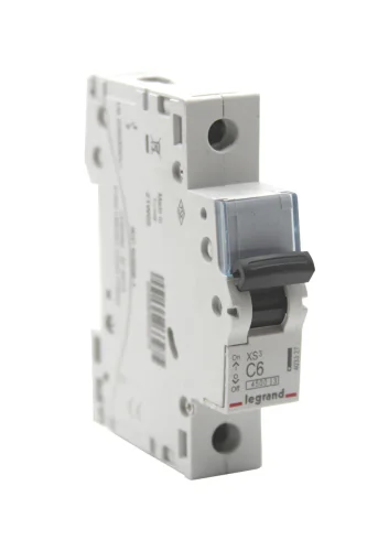 Legrand 403327 XS3 1 Kutup C Tipi 6A 4.5kA Otomatik Sigorta - 1