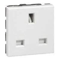 Legrand 77505 S.Armada İng. Std Priz 13 A Beyaz - 1